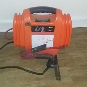 Electric portable jumper cable box